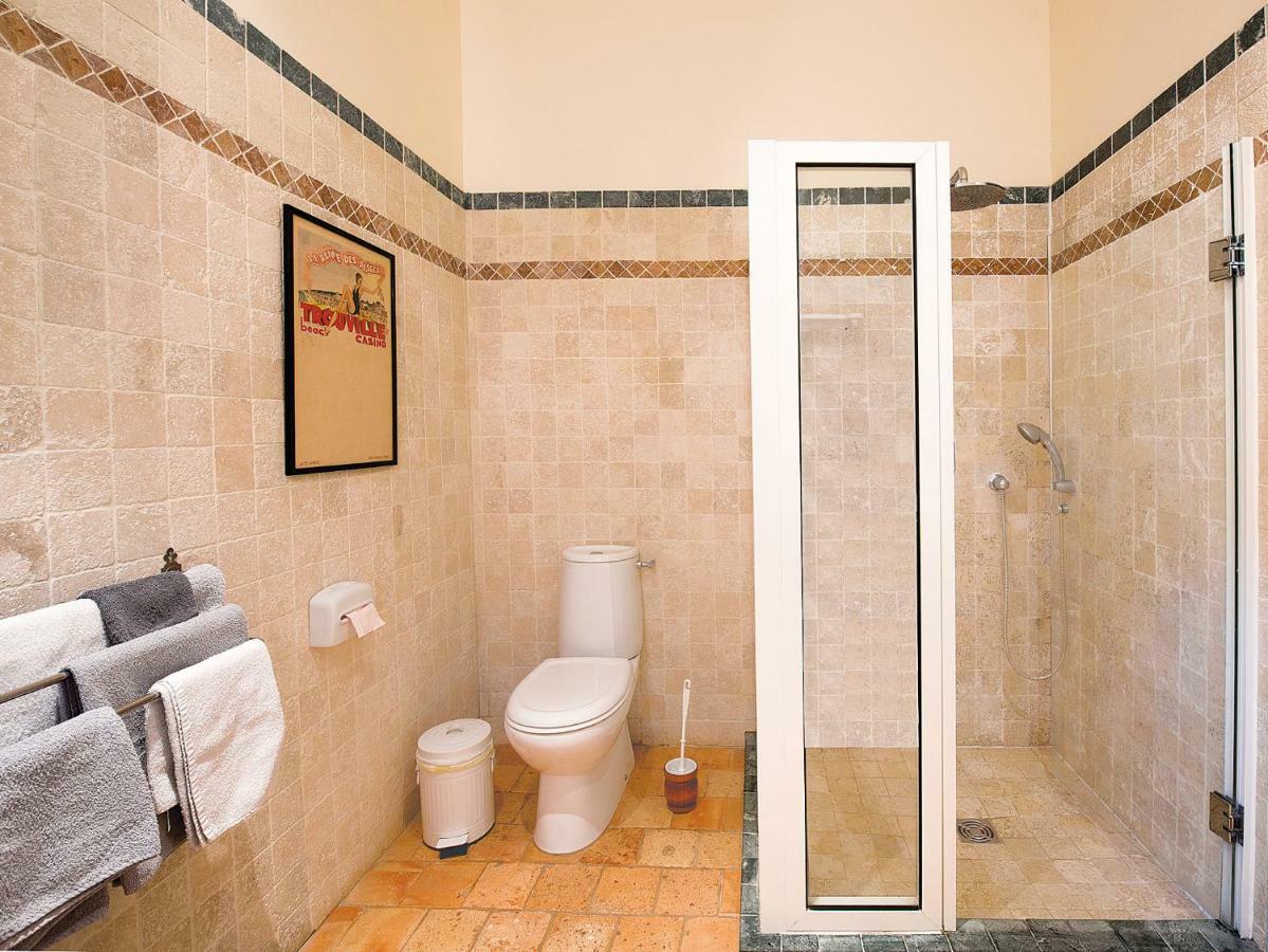 La Porte Bleue トルヴィル＝シュル＝メール エクステリア 写真